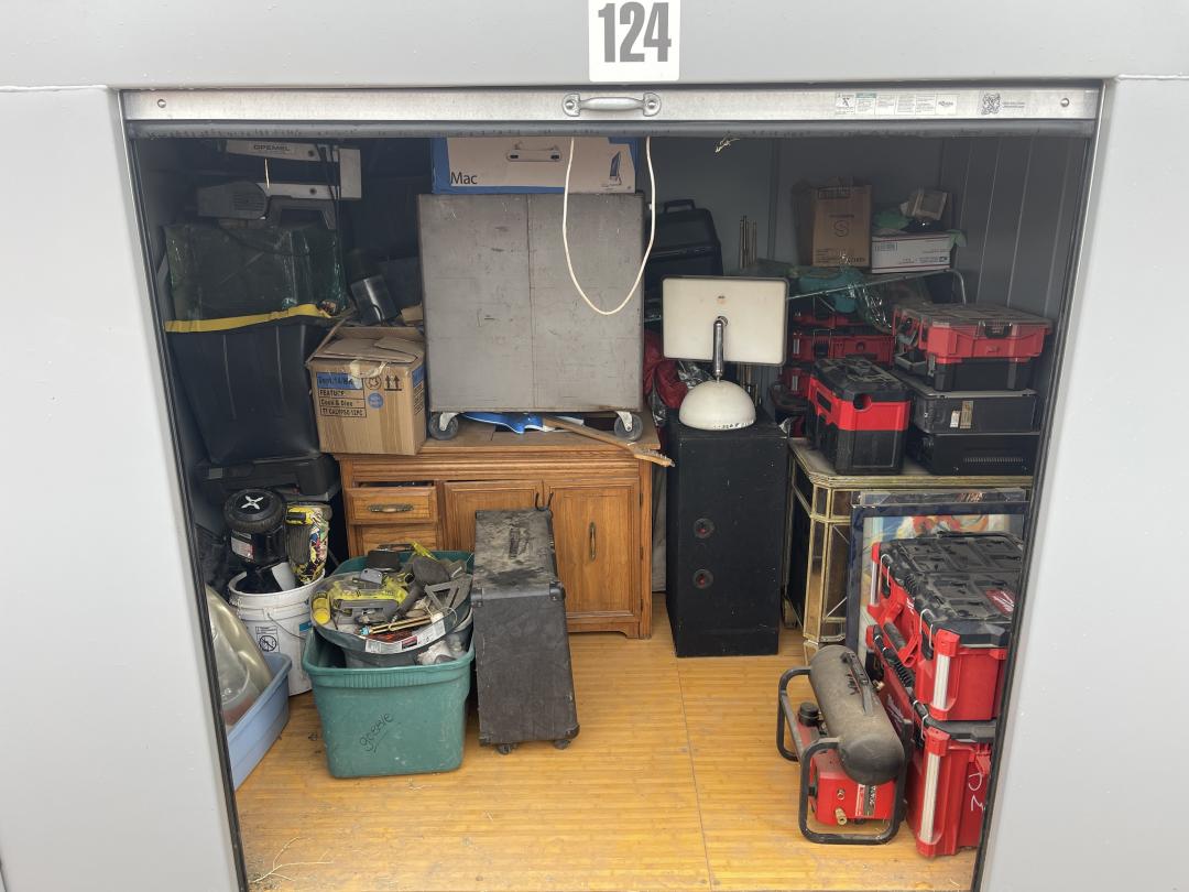 Storage Unit Auction in Kingman, AZ at Mohave Storage 3890 Sunshine A